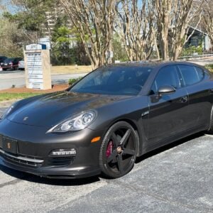 2013, Panamera 4 Platinum Edition