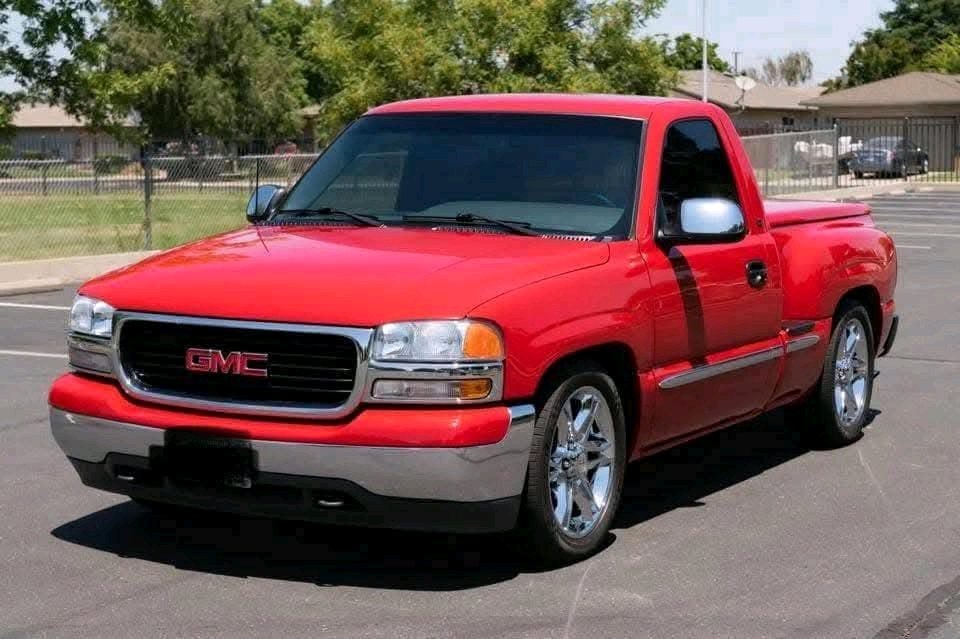 2001 GMC Sierra 1500 SLE Sportside - Image 2