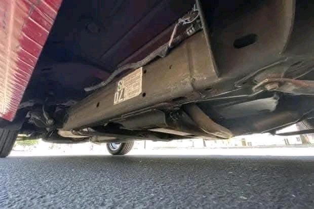 2001 GMC Sierra 1500 SLE Sportside - Image 6